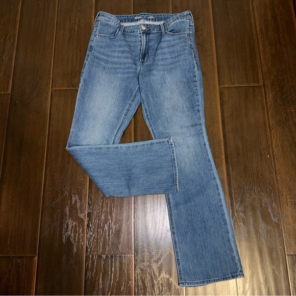 Old Navy Denim - Old Navy midrise WOW boot cut jeans women’s size 12